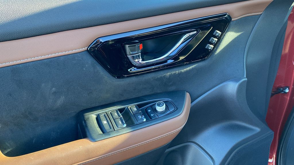 2026 Subaru Forester Touring - Photo 18