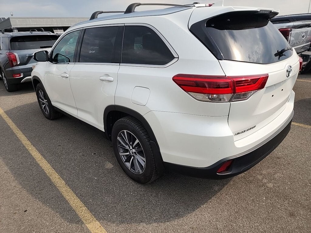 2019 Toyota Highlander XLE photo 4