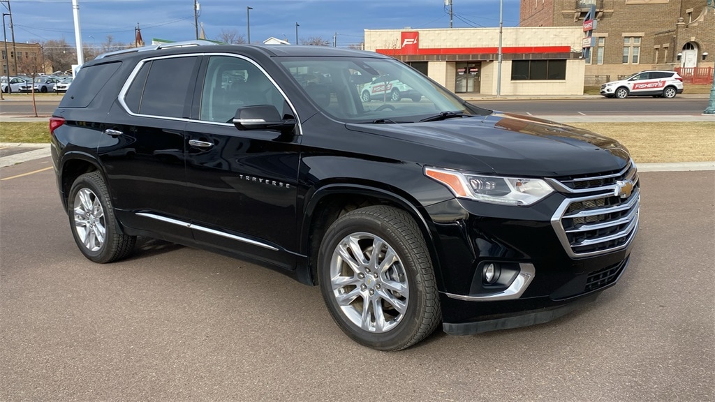 2020 Chevrolet Traverse High Country photo 3