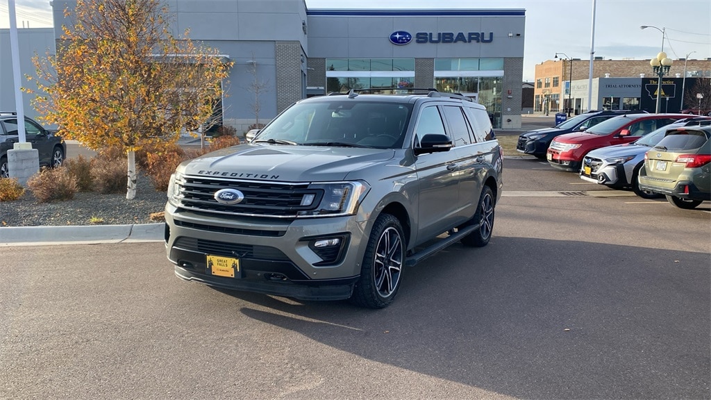 2019 Ford Expedition Limited's photo