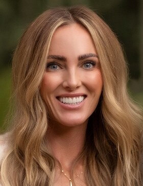 Staff member April Blank from ID_fb725e598562