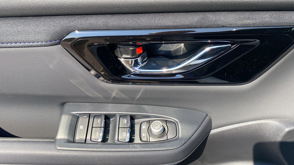 2025 Subaru Forester Limited - Photo 18