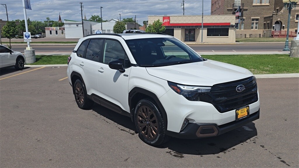 2025 Subaru Forester Sport photo 3