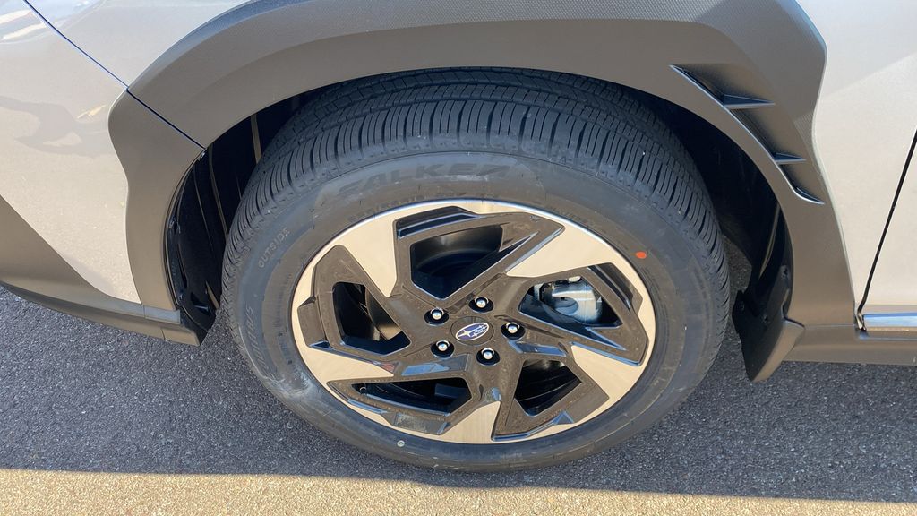 2025 Subaru Crosstrek Limited - Photo 10
