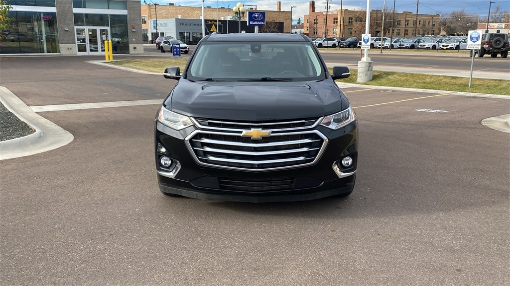 2020 Chevrolet Traverse High Country photo 2