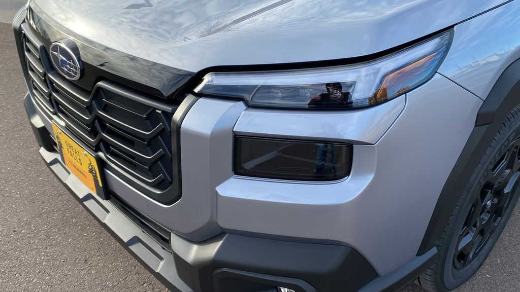 2026 Subaru Outback Limited - Photo 9