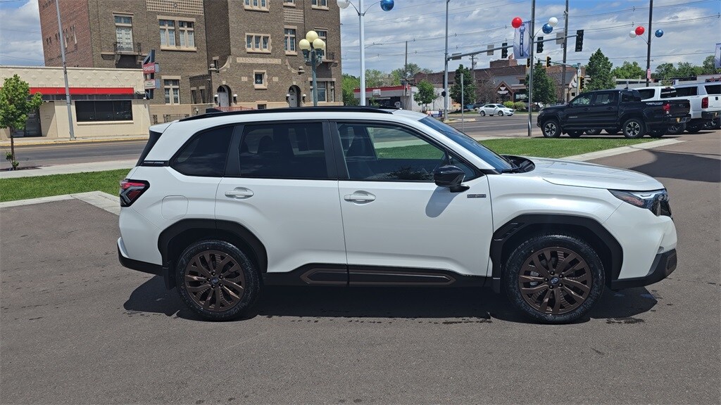 2025 Subaru Forester Sport photo 4