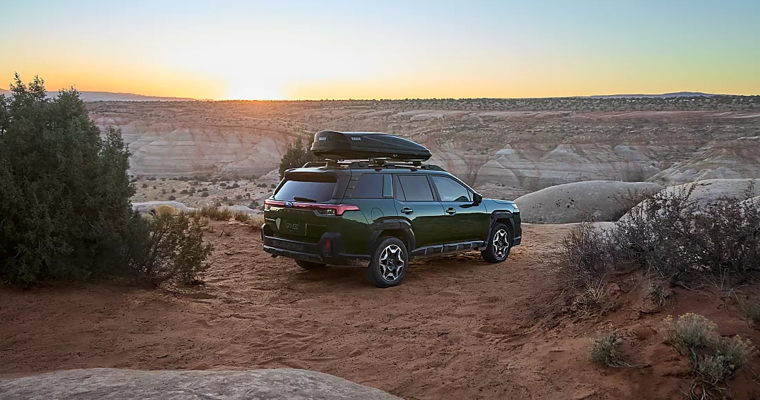 Subaru%20SUV%20off-road%20in%20the%20desert%20at%20sunset..png