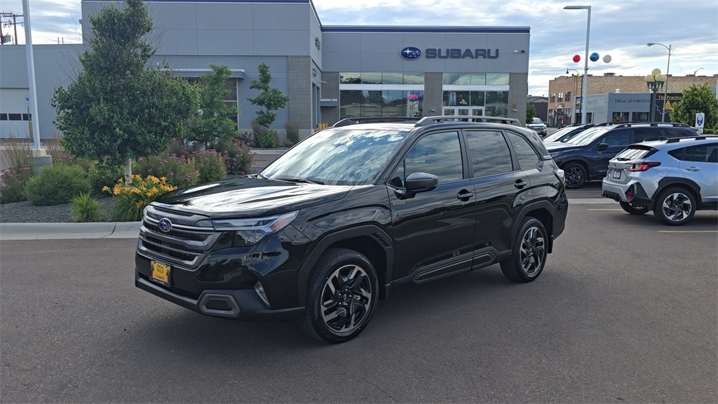 2025 Subaru Forester Limited's photo