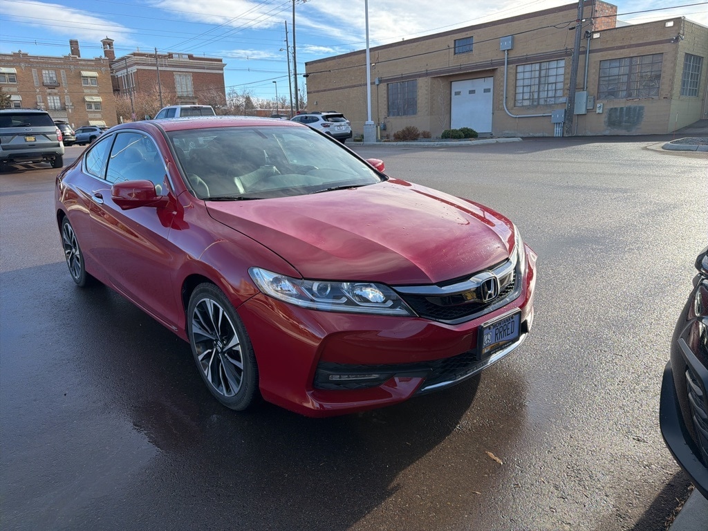 2017 Honda Accord EX-L photo 2