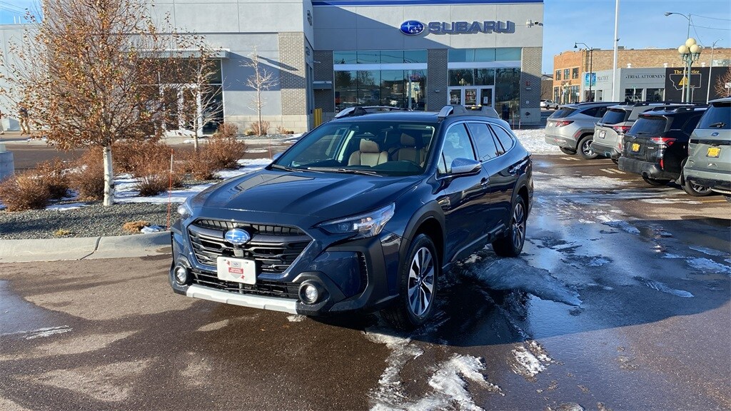 2024 Subaru Outback Touring's photo