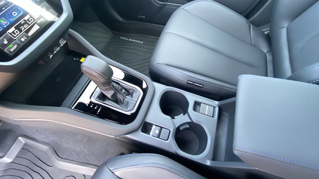 2025 Subaru Forester Limited - Photo 22