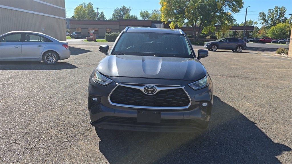 2020 Toyota Highlander XLE photo 3