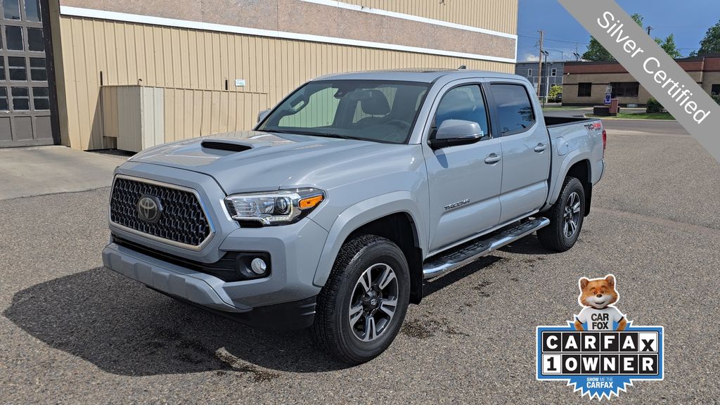 2018 Toyota Tacoma TRD Sport Double Cab 4x4 V6 M/T SB's photo
