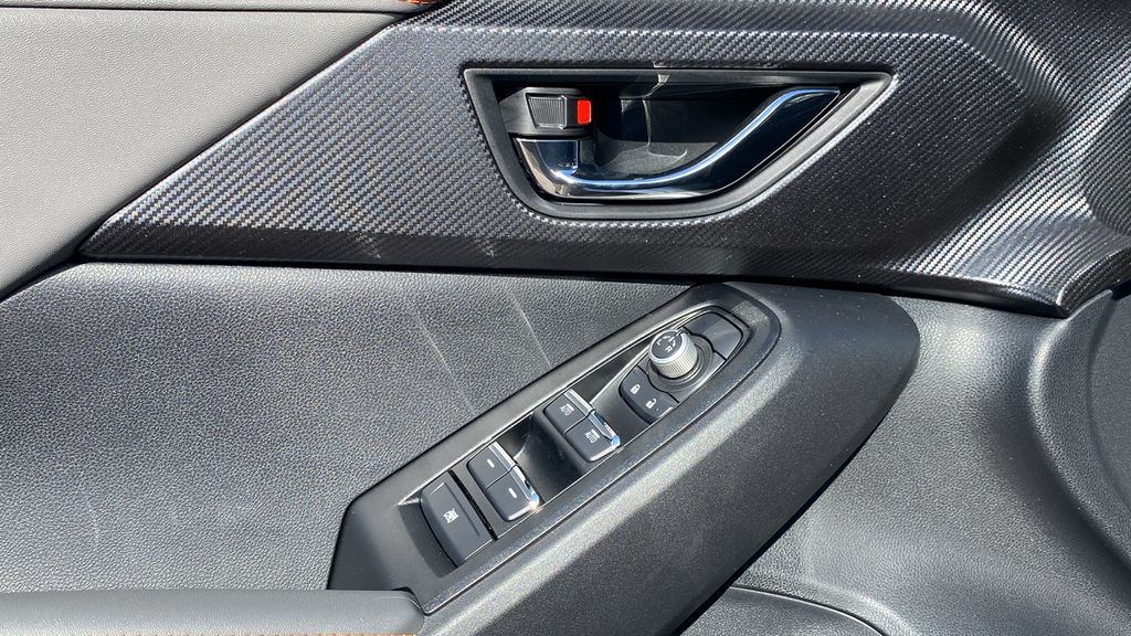 2025 Subaru Crosstrek Limited - Photo 18