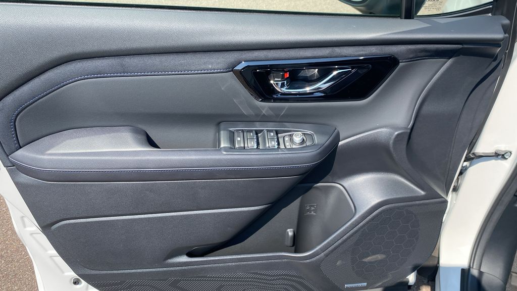 2025 Subaru Forester Limited - Photo 17