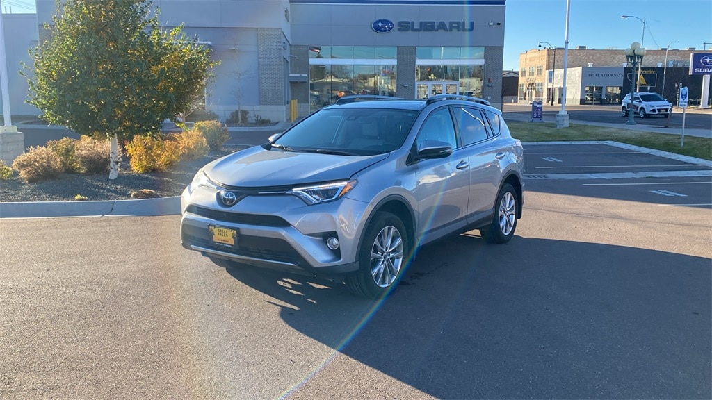 2018 Toyota RAV4 Limited's photo