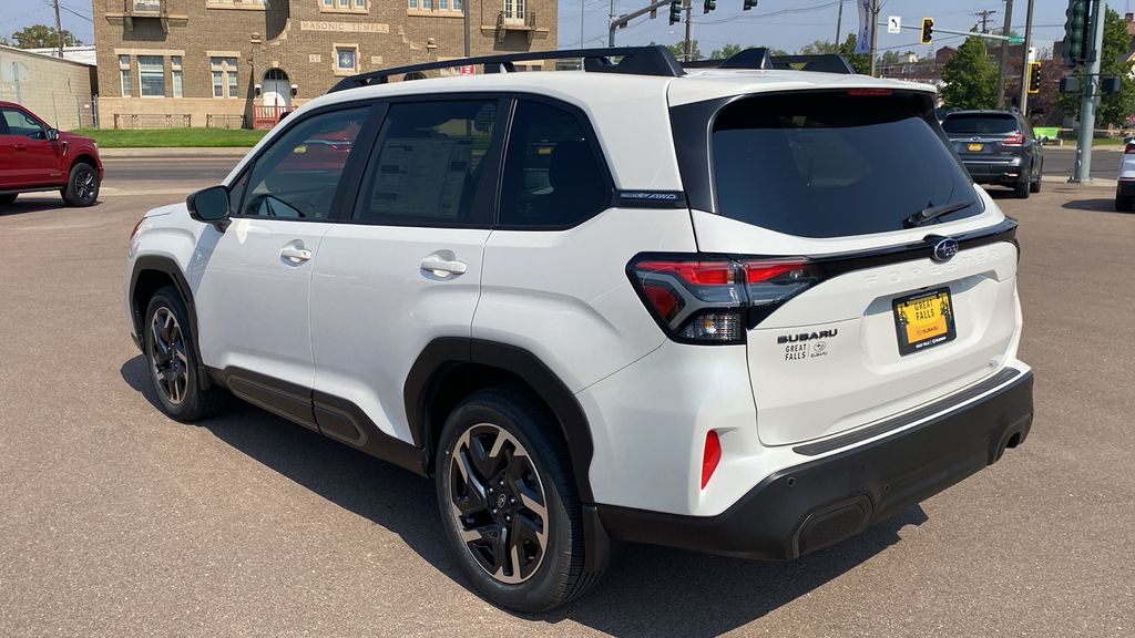 2025 Subaru Forester Limited - Photo 7