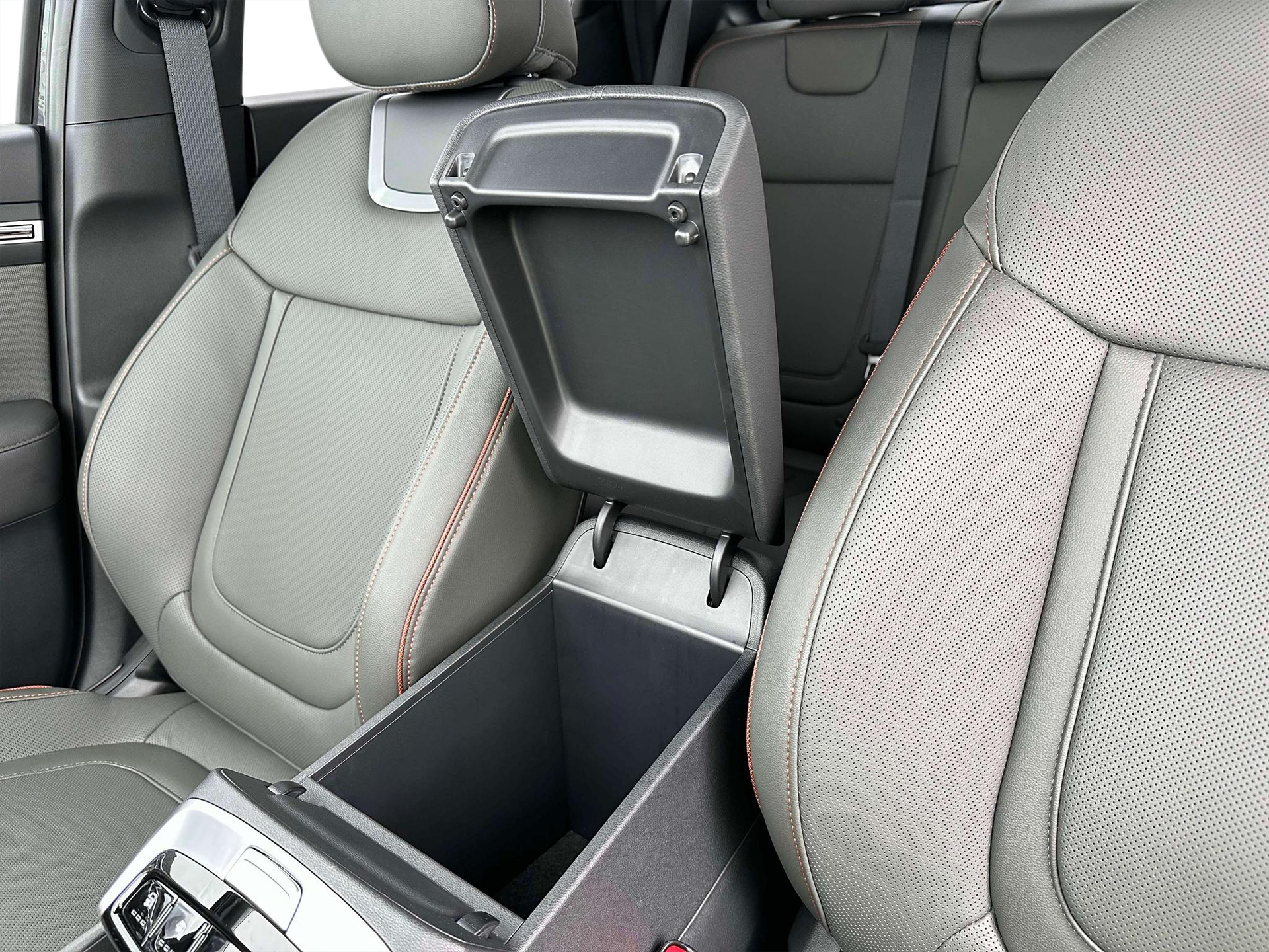 2024 Hyundai Santa Cruz Limited - Photo 18