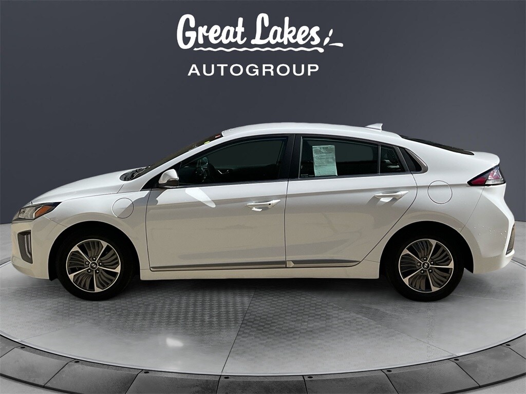2021 Hyundai Ioniq Plug-In Hybrid SEL photo 2