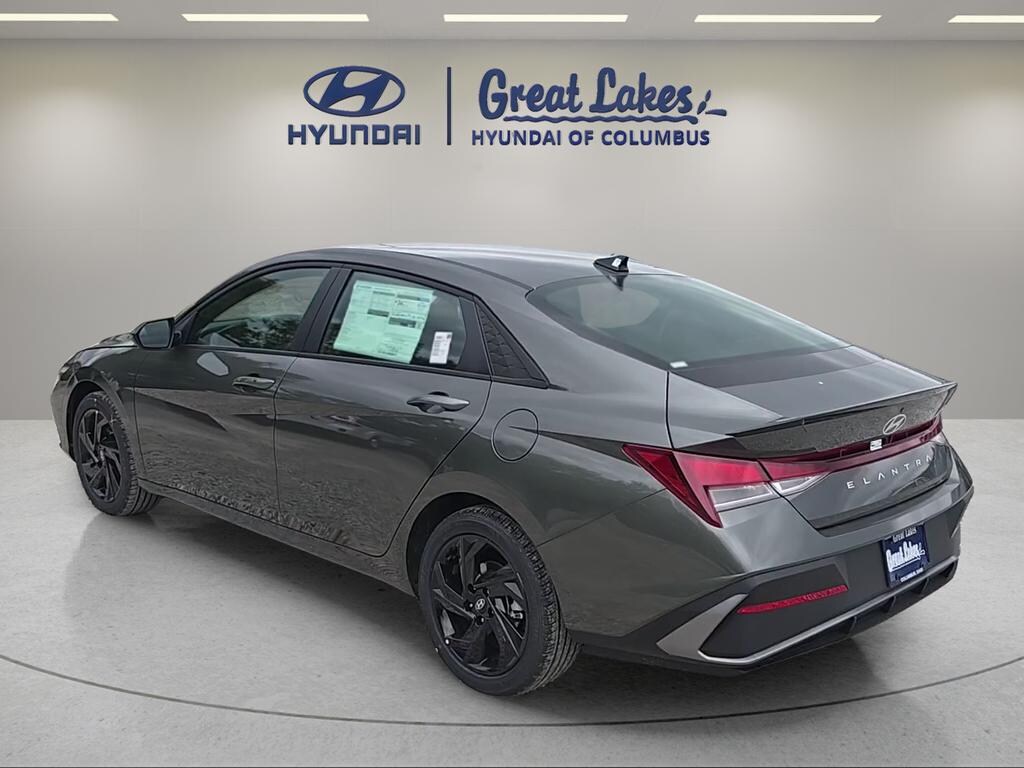 New 2026 Hyundai Elantra SEL Sport Sedan