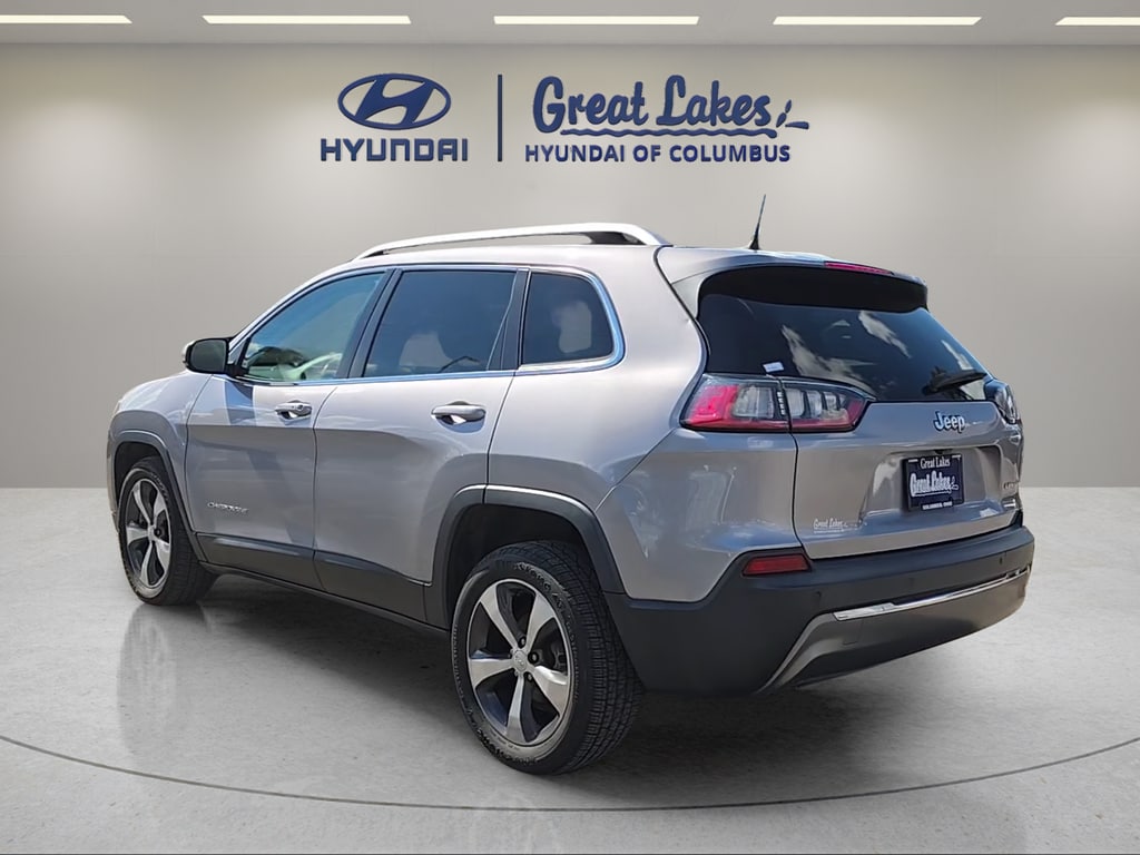 Used 2019 Jeep Cherokee Limited FWD SUV