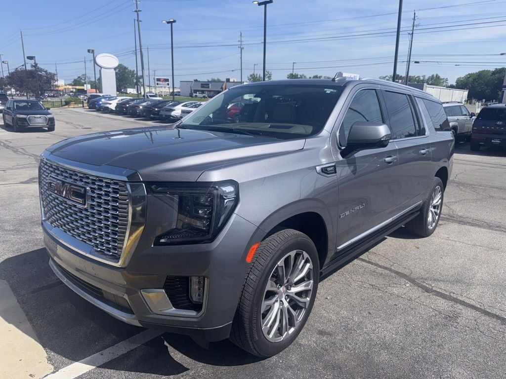 2021 GMC Yukon Denali AWD's photo
