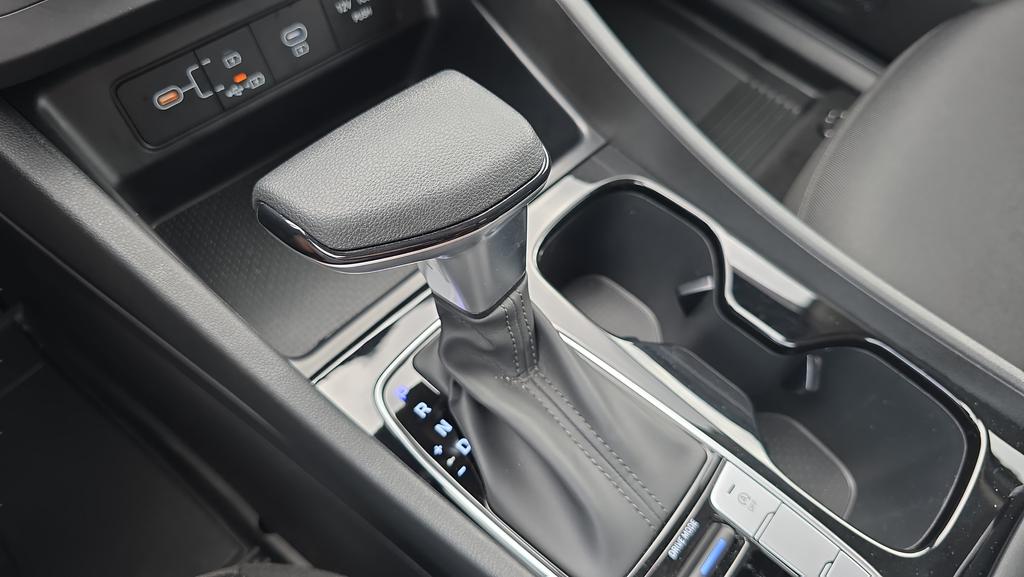 2025 Hyundai Tucson SE - Photo 22