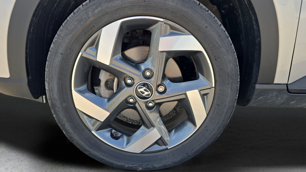 2023 Hyundai Venue SEL - Photo 28