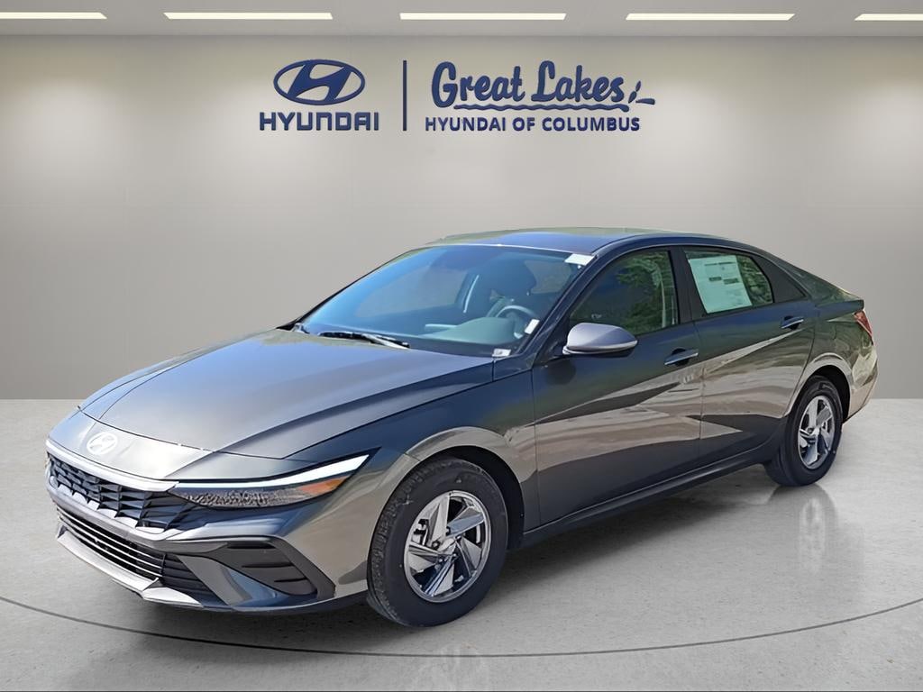 New 2026 Hyundai Elantra SE Sedan