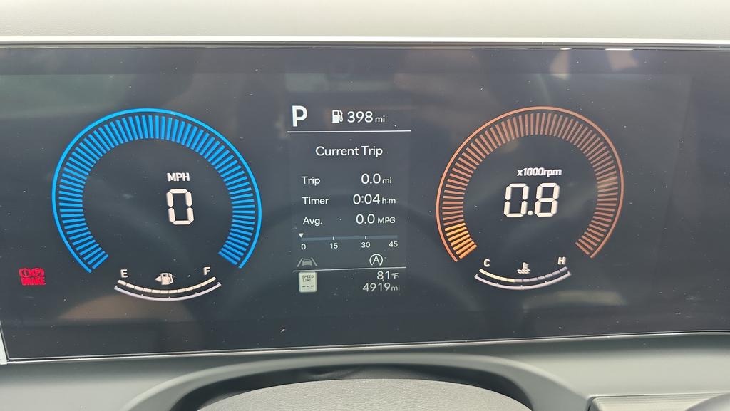2025 Hyundai Tucson SE - Photo 17