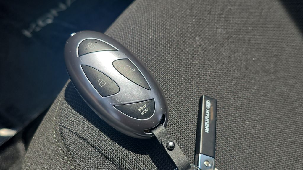 2026 Hyundai Kona SE - Photo 29
