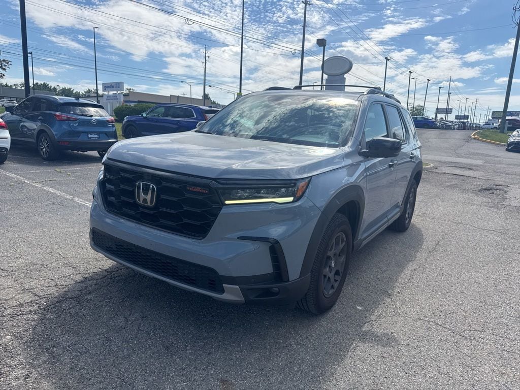 Used 2023 Honda Pilot TrailSport SUV
