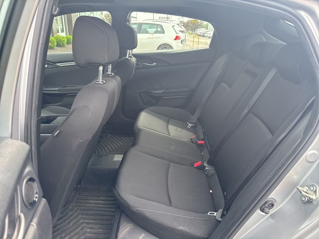 2021 Honda Civic Hatchback EX - Photo 10