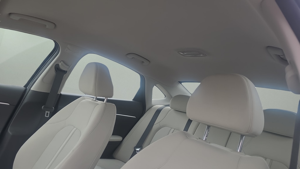 2025 Hyundai Sonata SEL - Photo 15