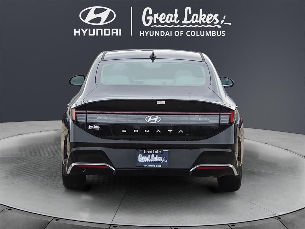 New 2025 Hyundai Sonata SEL Sedan