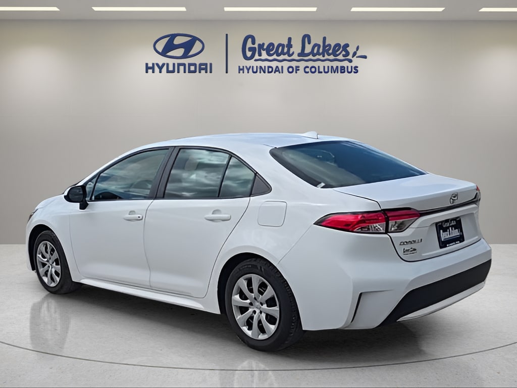 Used 2021 Toyota Corolla LE Sedan