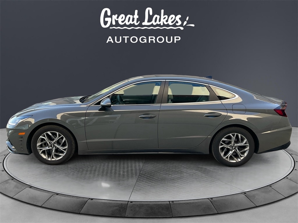 2020 Hyundai Sonata SEL photo 2