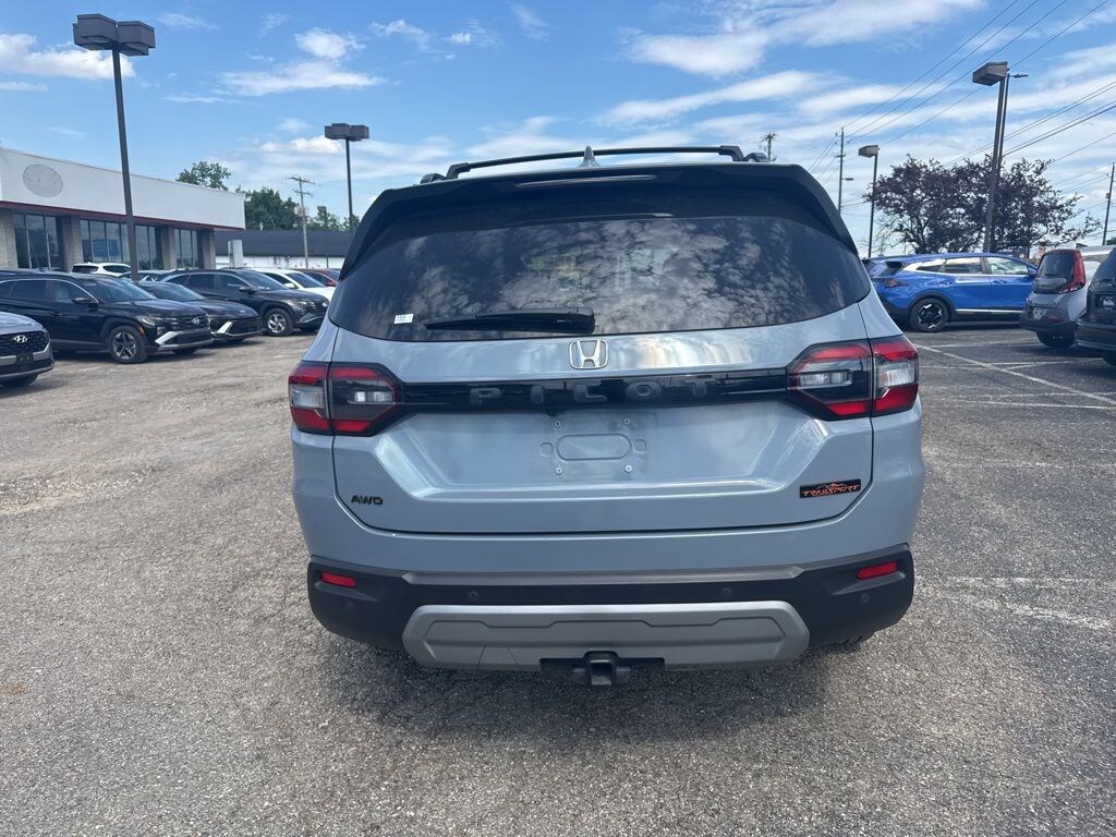 Used 2023 Honda Pilot TrailSport SUV