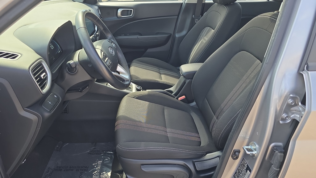 2023 Hyundai Venue SEL - Photo 14