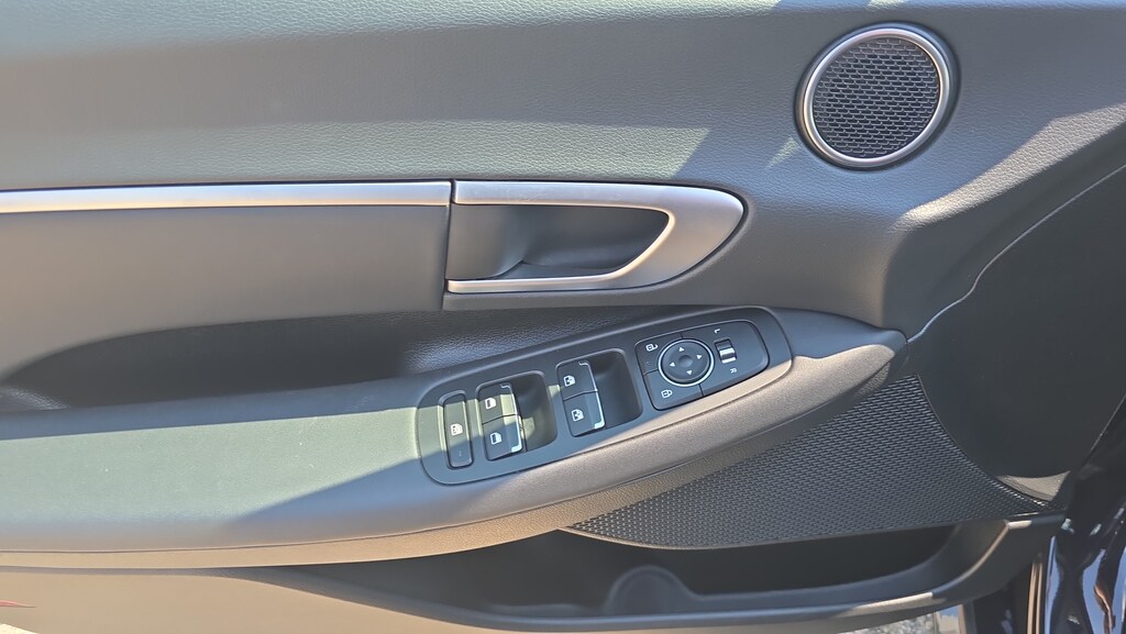 2026 Hyundai Sonata SEL - Photo 16