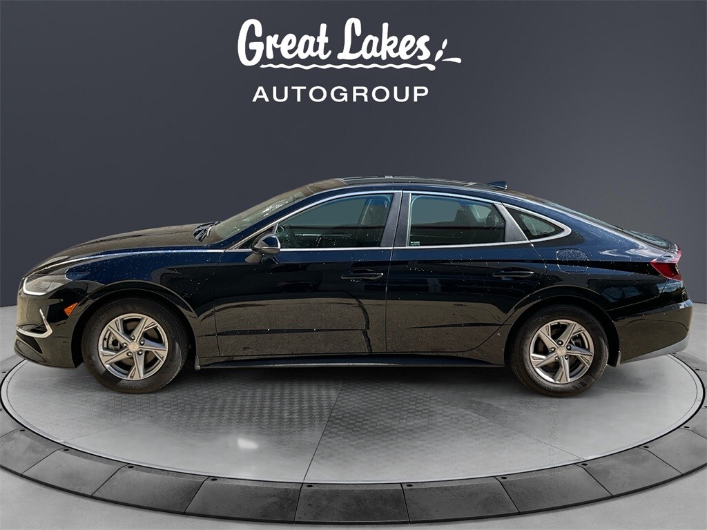 2023 Hyundai Sonata SE photo 2