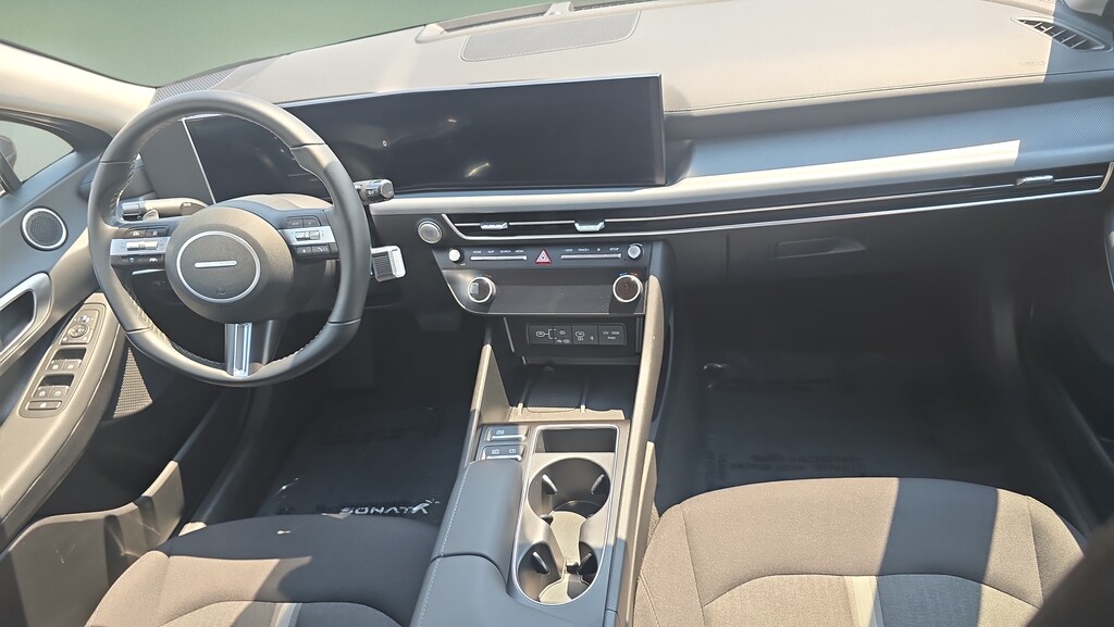 2026 Hyundai Sonata SEL - Photo 11
