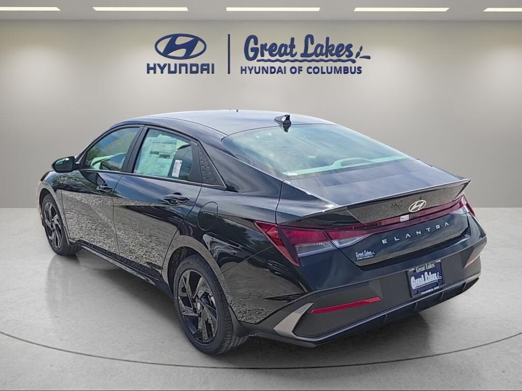 New 2026 Hyundai Elantra SEL Sport Sedan
