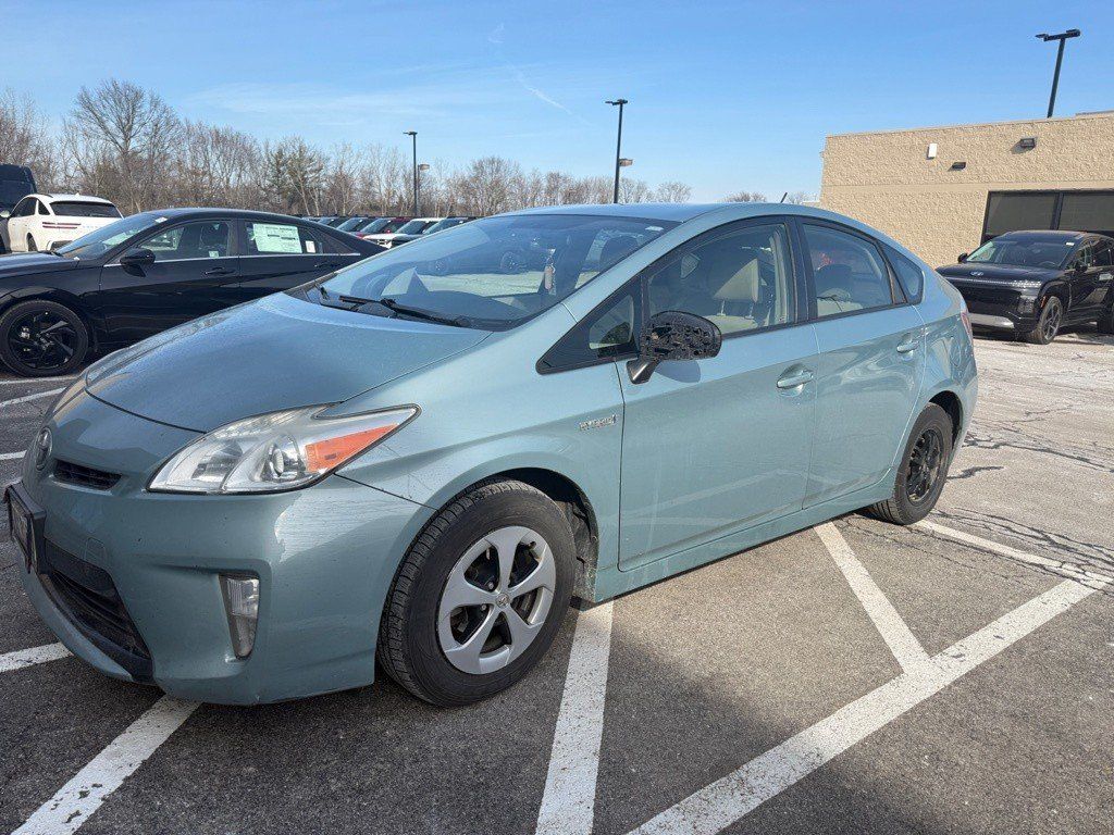 2013 Toyota Prius Three