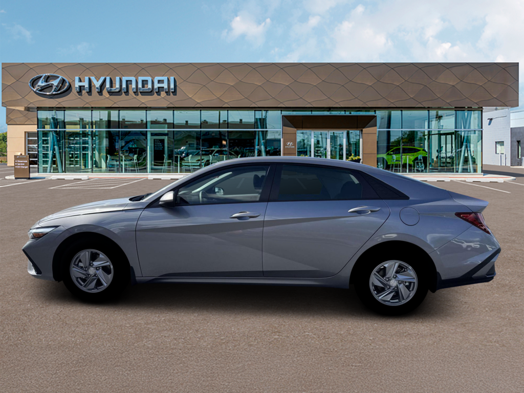 New 2026 Hyundai Elantra SE Sedan