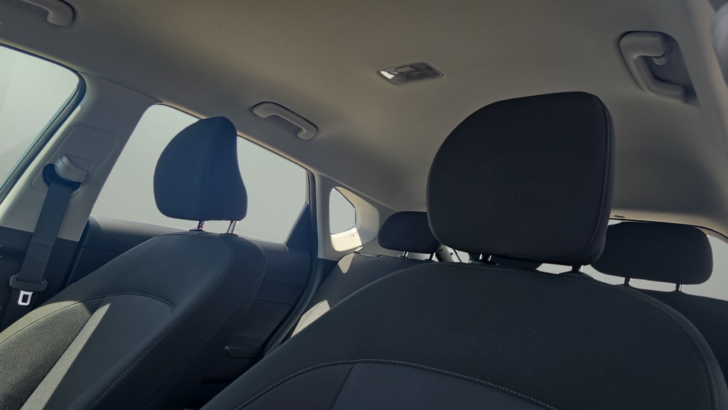 2026 Hyundai Kona SE - Photo 15