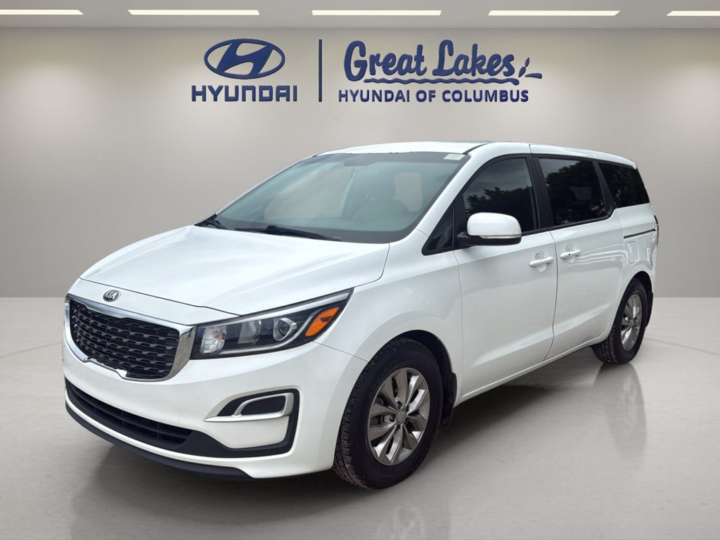 2021 Kia Sedona LX's photo