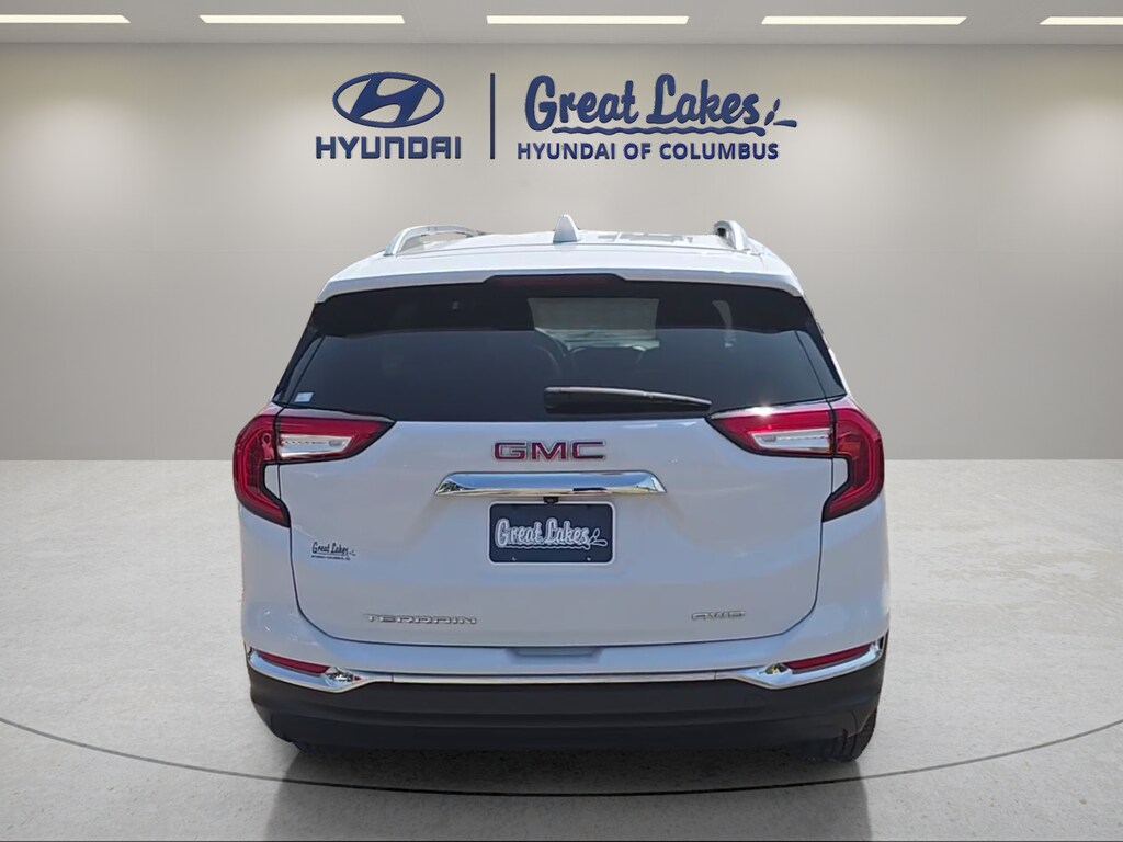 Used 2023 GMC Terrain SLT SUV