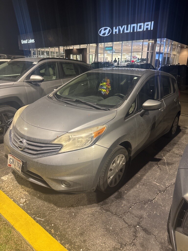 2015 Nissan Versa Note SV's photo